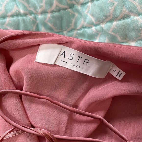 Astr the label Gaia satin slipdress - Picture 6 of 9